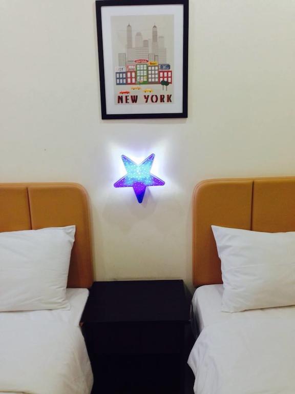 איפוה Dg One Stop Budget Hotel מראה חיצוני תמונה