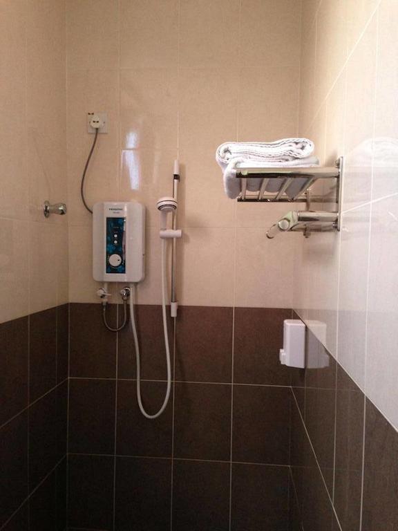 איפוה Dg One Stop Budget Hotel חדר תמונה