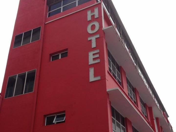 איפוה Dg One Stop Budget Hotel מראה חיצוני תמונה