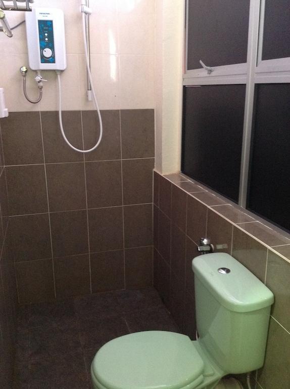 איפוה Dg One Stop Budget Hotel מראה חיצוני תמונה